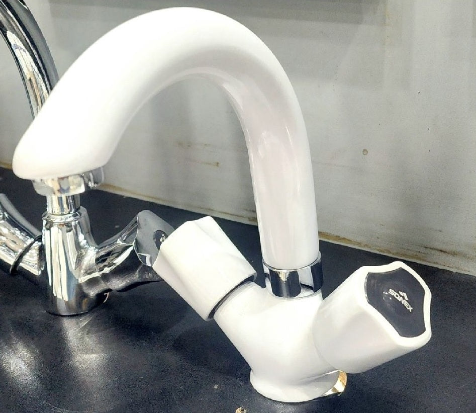 Basinmixer round white 7673 image
